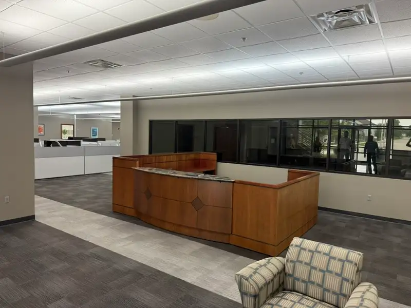 Furnished Office Space for Sublease in Southwest Cedar Rapids – 40,770 Sf