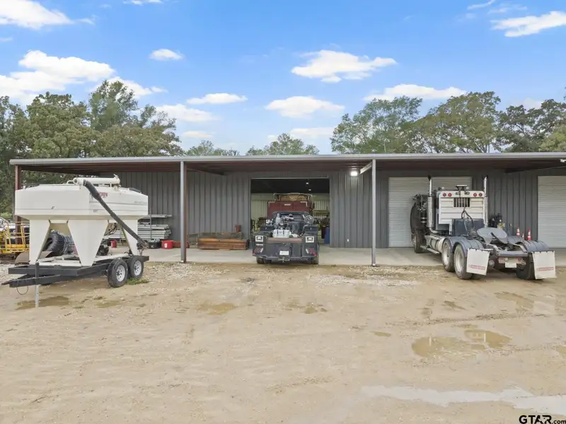Expansive 13,500 Sq Ft Warehouse and Office on 11.5 Acres Along Highway 271