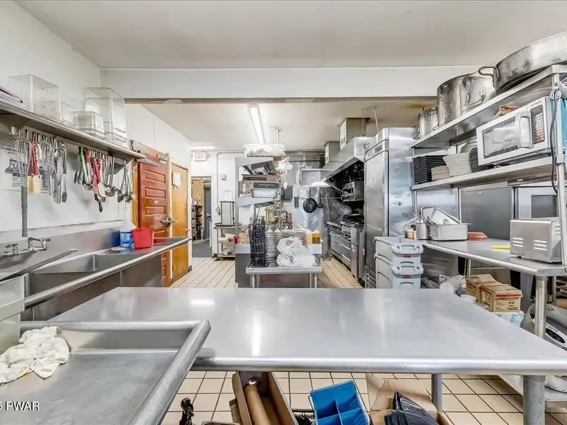 Turn-key Restaurant with Apartment Near Promised Land State Park and Recreational Trails