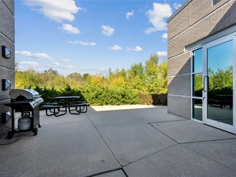 Class a Office Building with Highway Visibility in Cedar Rapids Professional Park