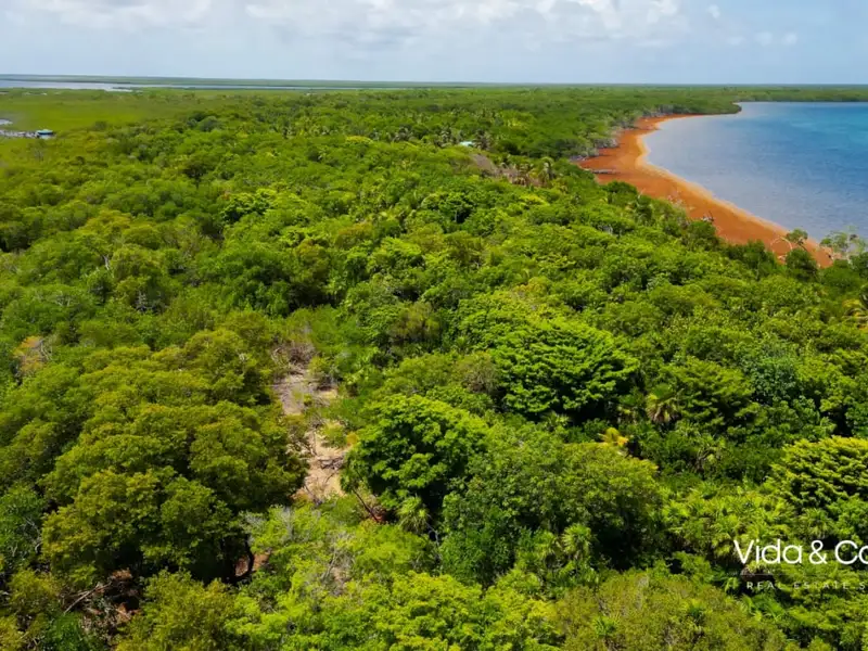 6.69 Acres Dual Waterfront Parcel on Turneffe Atoll, Belize Island