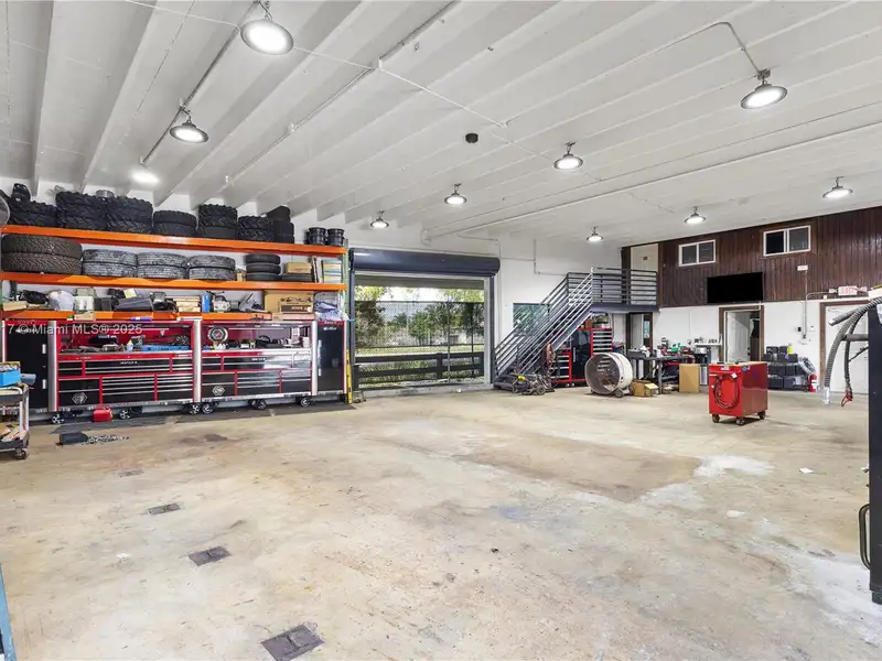 Industrial Property with 3,500 Sq.ft. Building on 1.07 Acres in Homestead, Fl