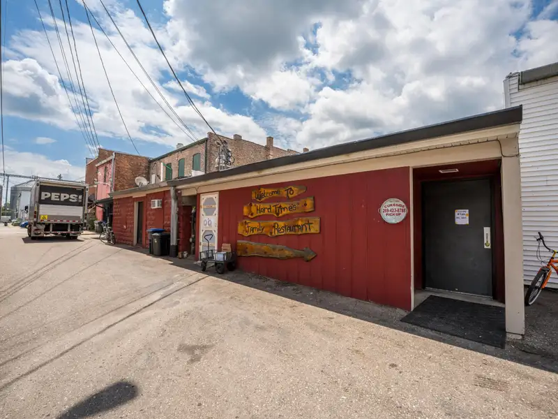 Turnkey Family Restaurant for Sale in Downtown Decatur, Mi - Seating for 200