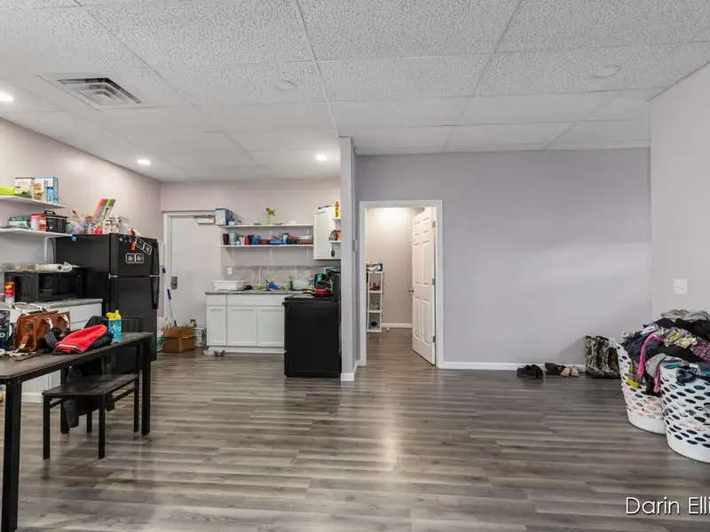 Versatile 15,000+ Sq Ft Mixed-use Building with Apartments and Office Spaces