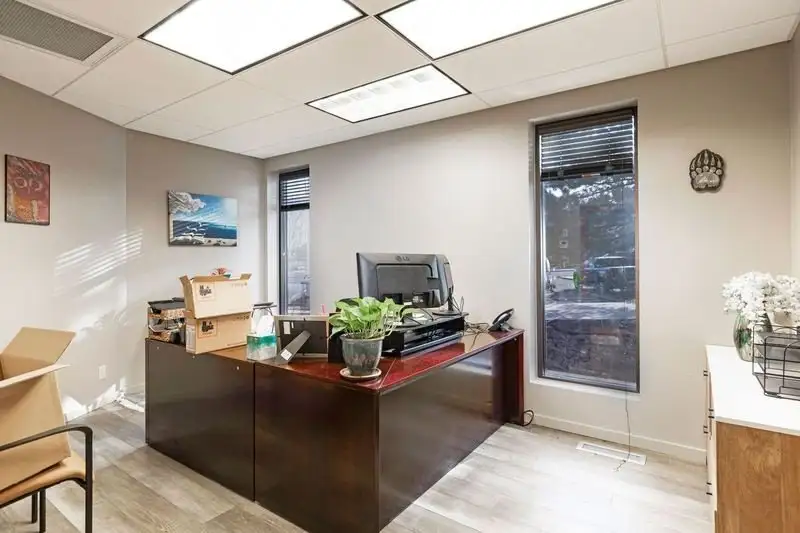 Upgraded Commercial Building in South Hills of Missoula with Diverse Tenants and Cash Flow