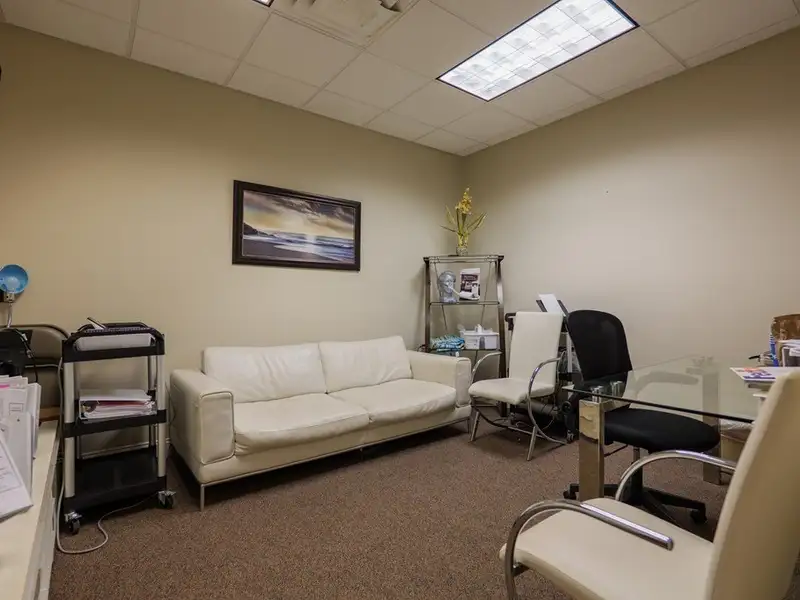 Upscale Medical Office in Greystone Professional Centre with Flexible Layout and Dual Practices