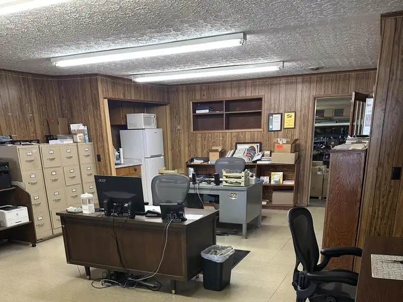 Versatile Commercial Building with Office and Warehouse Space in Corbin, Ky
