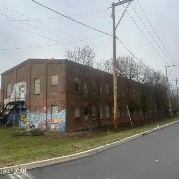 Commercial Lease