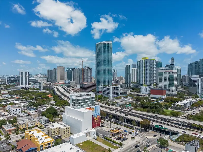 Professional Office Space for Rent, 222sf, 12th Floor, Sw Views Near Brickell