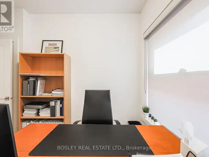 Versatile 700 Sq Ft Office Space in Dovercourt Village, Toronto