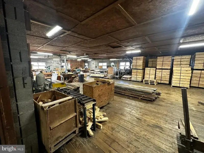 Historic Commercial Building on 2.4 Acres Near C&o Canal, Ideal for Restaurant or Brewery
