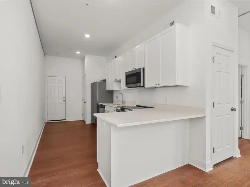 Fully Renovated Six-unit Property in Mount Vernon, Baltimore with Modern Finishes and Parking