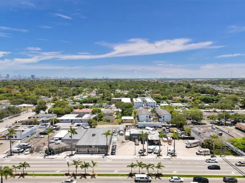 Prime Rc-1 Zoned Multifamily Development Opportunity on Hollywood Blvd