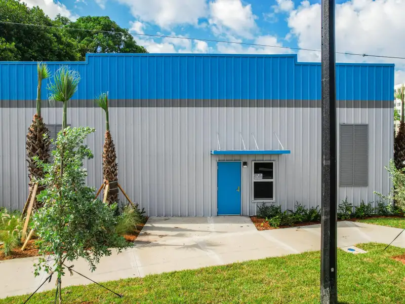 10,000 Sq Ft Warehouse Space for Lease in Pompano Beach, B-4 Commercial Zoning