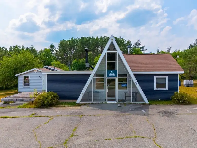 Commercial Restaurant on 1.13 Acres with General Basic Zoning in New Ross, Ns