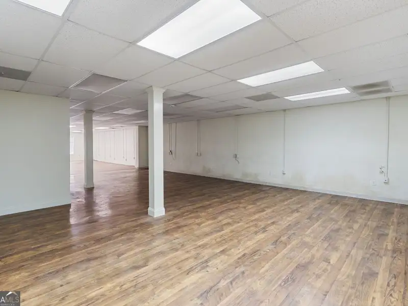 Versatile 7,900+ Sq Ft Medical Office Building in Prime Location Near Hospital