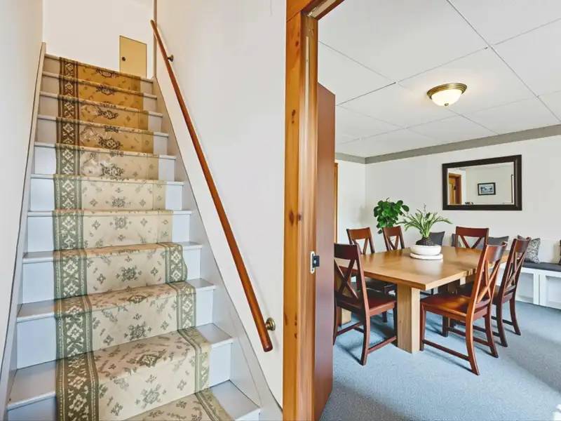 Commercial Retail/warehouse with Charming Colonial Home in High-traffic Corner Location