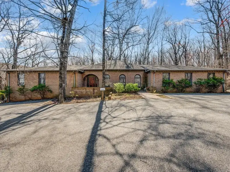 5-acre General Business Property with Office Building Near Liberty University and Airport