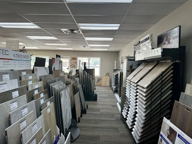 Large Commercial Building on Highway 412e in Parsons with Extensive Frontage and Warehouse Space