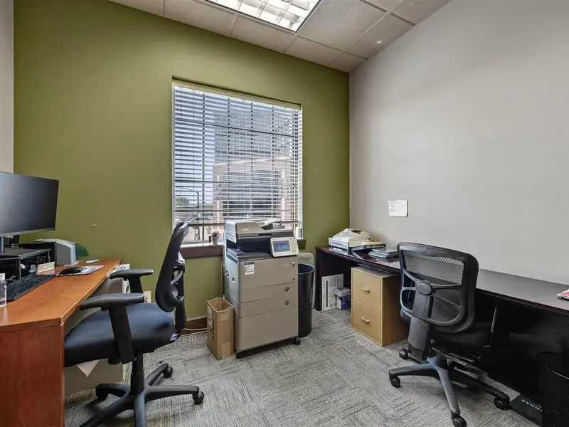 Turnkey 3,073 Sf Medical Office Suite for Lease or Sale in Prime Location