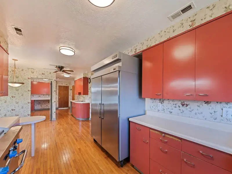 Ranch-style Estate Near Waynesville Inn, 5br/6.5ba, Ideal for Boutique Hospitality or Residence