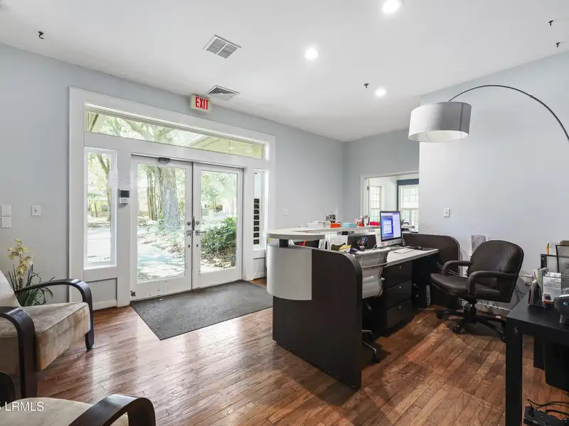 Multi-use Building with Long-term Tenant and Warehouse/office Space in Prime Location