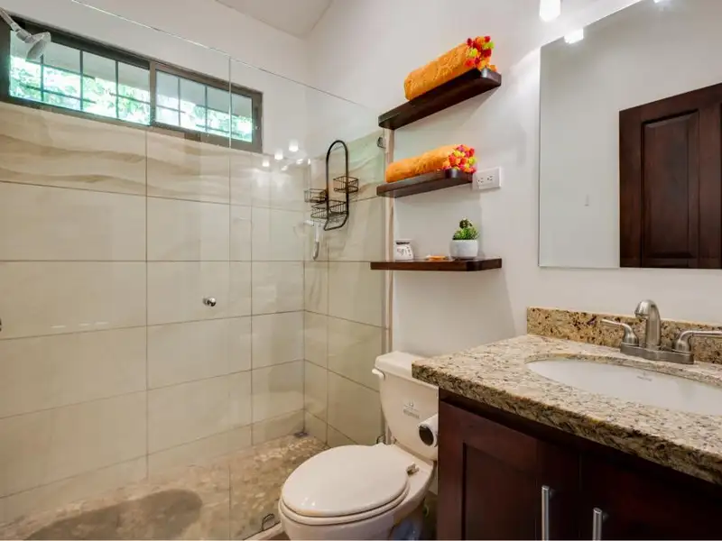 Centrally Located Guest House Apartments in Flamingo Beach, Costa Rica