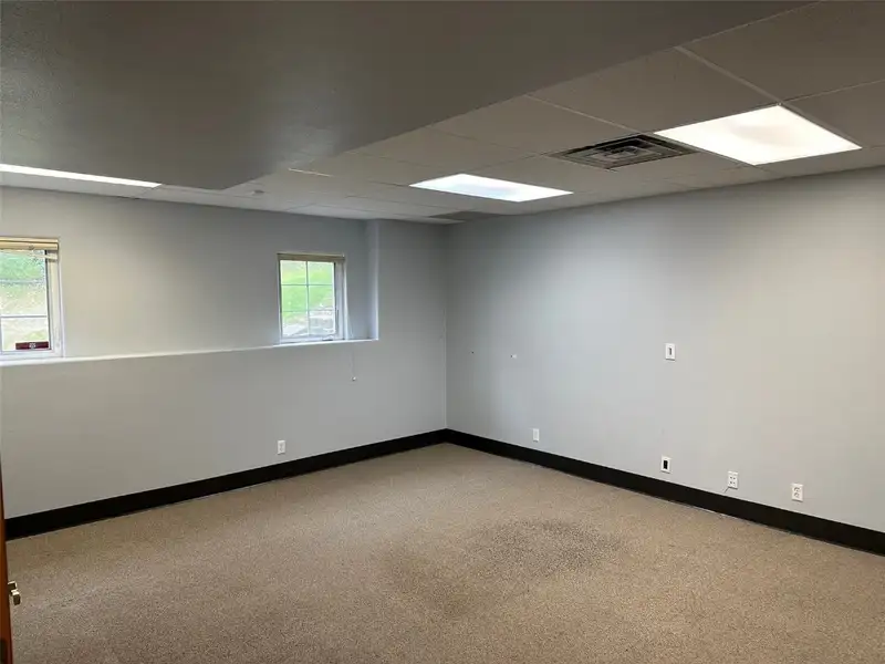 Open Plan Office Space with Meeting Room in Convenient Location Near I-380