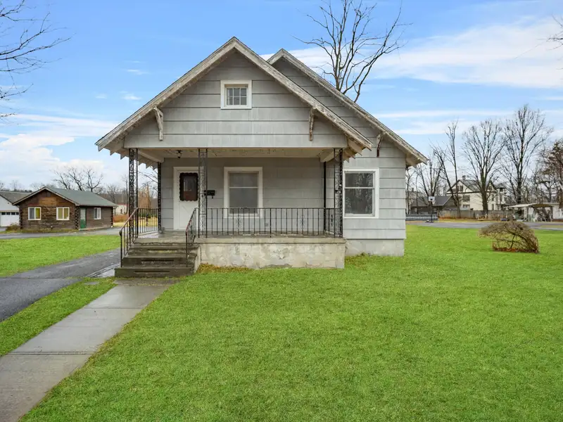 Versatile Live-work Property on High-traffic Route 9w in Catskill, Ny