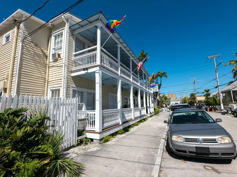 Boutique Guesthouse in Historic Old Town Key West with 15 Deluxe Rooms