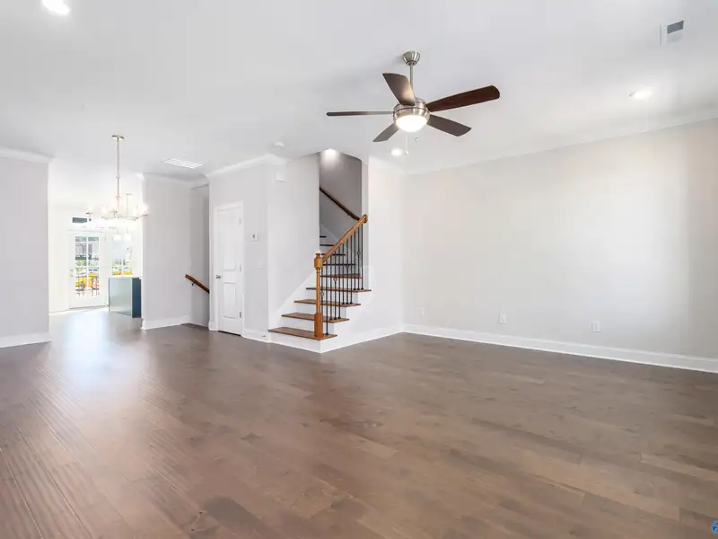 Live/work Townhome with Flex Space, 2 Primary Suites, and 2-car Garage in Prime Location