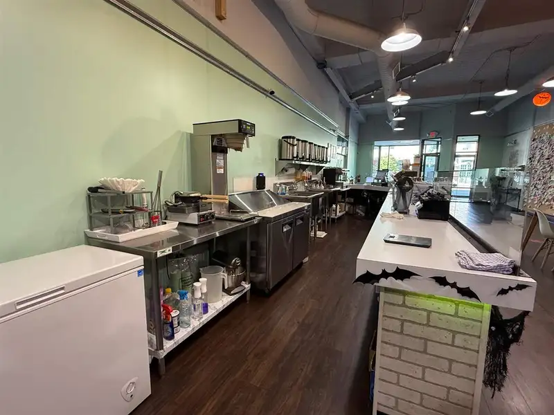 Renovated Retail Space for Sublease in Prime Downtown Iowa City Location