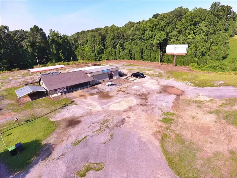 High-visibility Commercial Property with Dual Income Opportunities in Alexander City