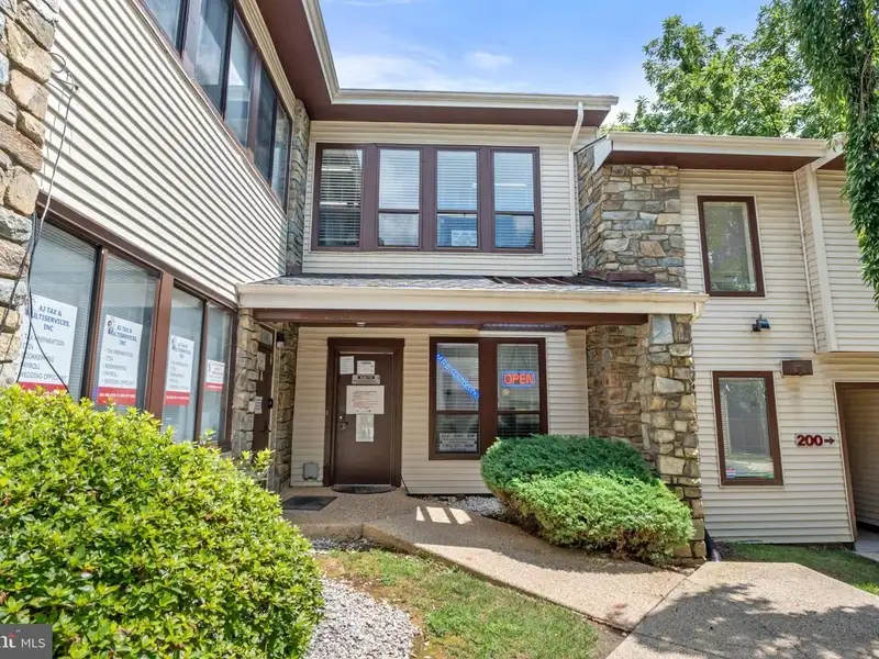 Commercial Condo Townhouse in Gaithersburg's Opportunity Zone with Office Space and Parking
