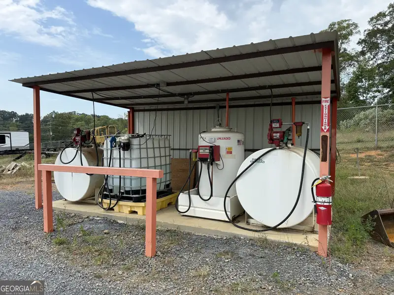 Versatile 8,000 Sf Industrial Facility on 5 Acres with Prime Hwy 41 Frontage