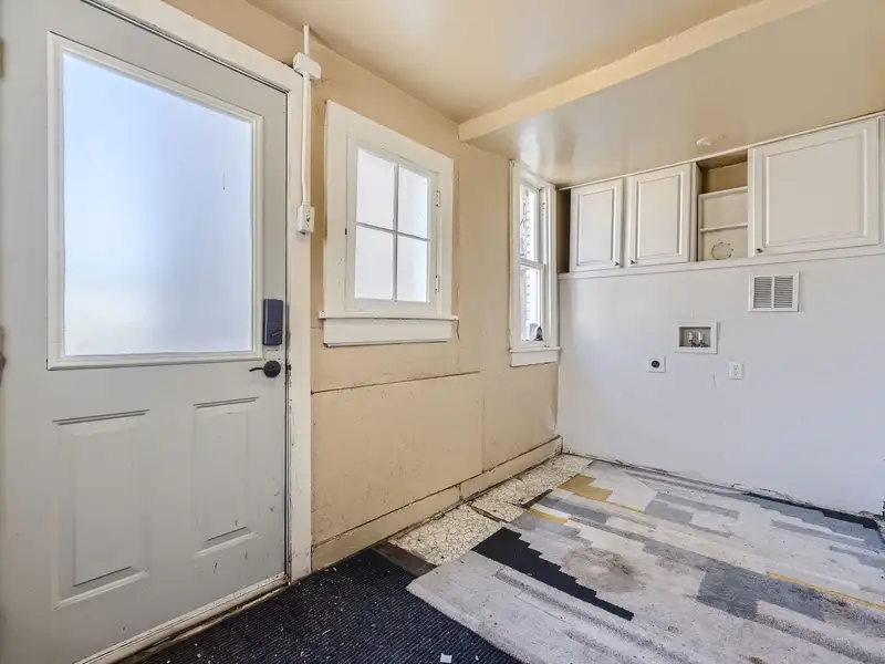 Historic Office Mansion in Denver's Golden Triangle with Modern Upgrades and Parking
