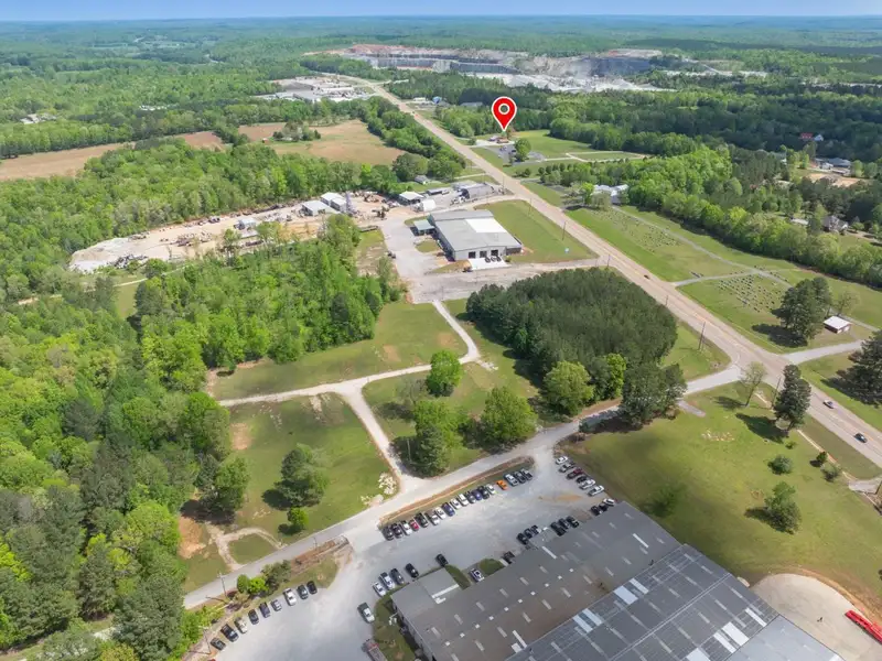 Commercial Restaurant on 3.4 Acres in Parsons, Tn with Highway Frontage and Modern Amenities