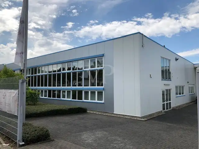 Versatile Commercial Property for Manufacturing/warehousing with Ample Office Space in Prime Location