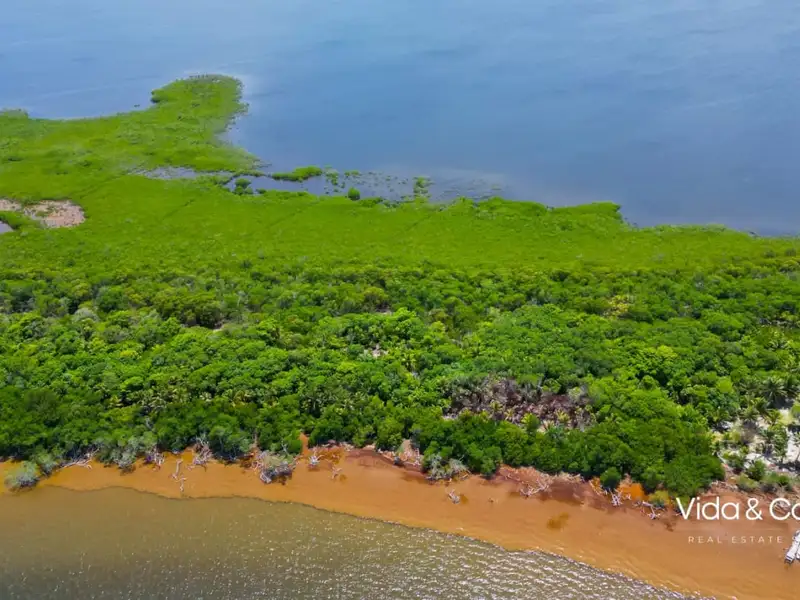 6.69 Acres Dual Waterfront Parcel on Turneffe Atoll, Belize Island