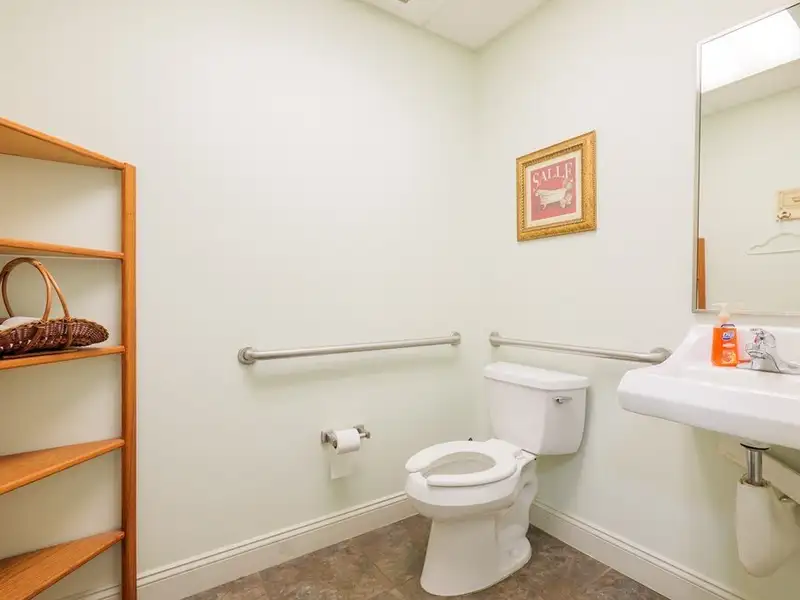 Upscale Medical Office in Greystone Professional Centre with Flexible Layout and Dual Practices