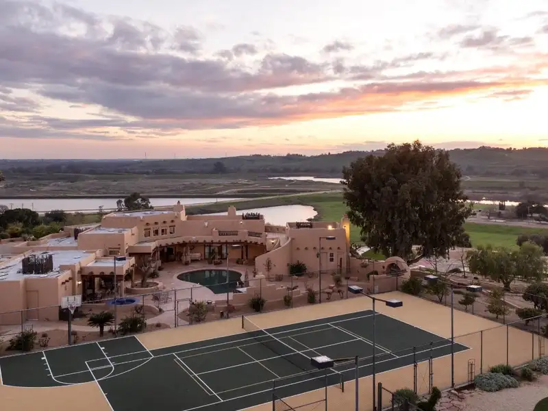 Luxury Estate with Stunning Views, Pool, Wine Cellar, and Extensive Amenities in Friant