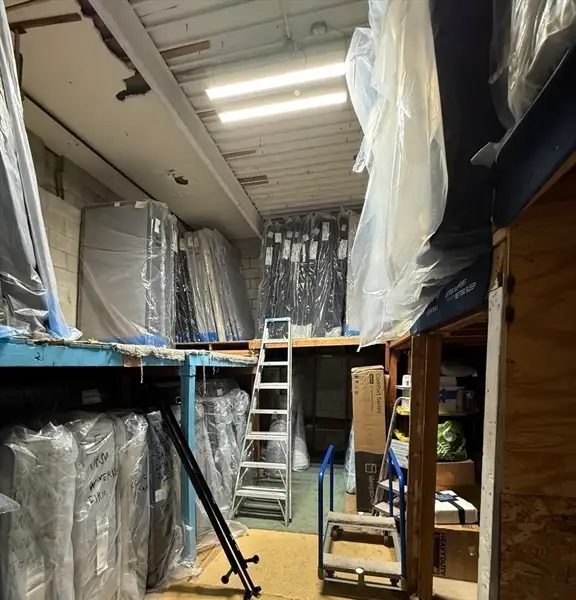 Versatile 4,000 Sq Ft Retail/warehouse Space in High-traffic Attleboro Location