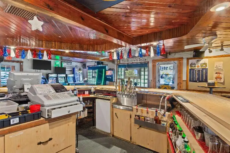 Established Bar and Restaurant with Living Quarters in Stevens Point Area