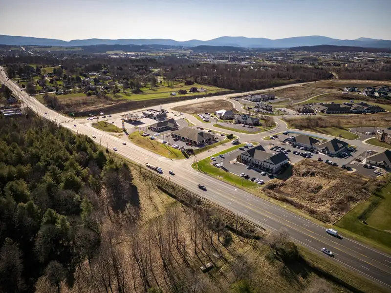 Pre-sale: Multi-unit Cold Shell Buildings Near I-64 & Augusta Health, 1625-5000 Sq Ft