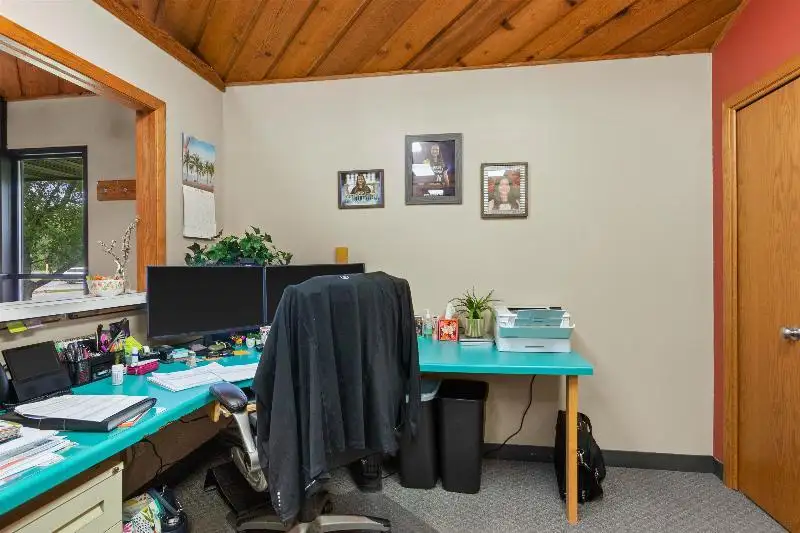 Standalone 3,300 Sf Commercial Building in Stanley Street Medical Arts Plaza, Stevens Point