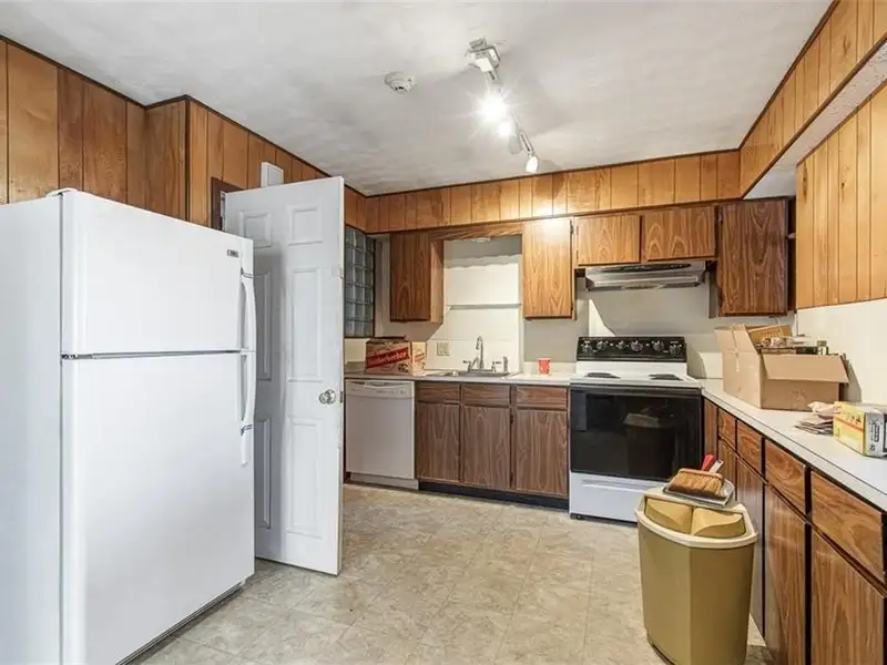 Mixed-use Property with Apartments and Commercial Space in Pawtucket