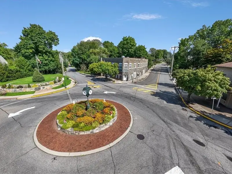 Prime Multi-use Commercial Building in Cortlandt with over 11,000 Sq Ft of Space