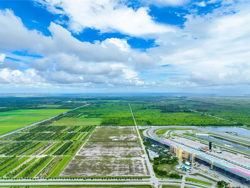New 2,640 Sq. Ft. Warehouse in Homestead, Fl - Ideal for Storage and Business Operations