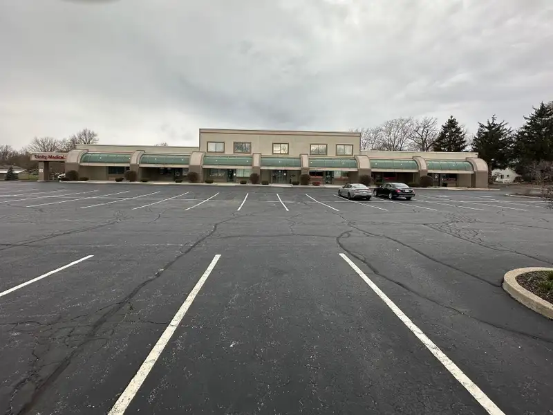 2100 Sf Move-in Ready Office Space with Elevator Access in Prime Location