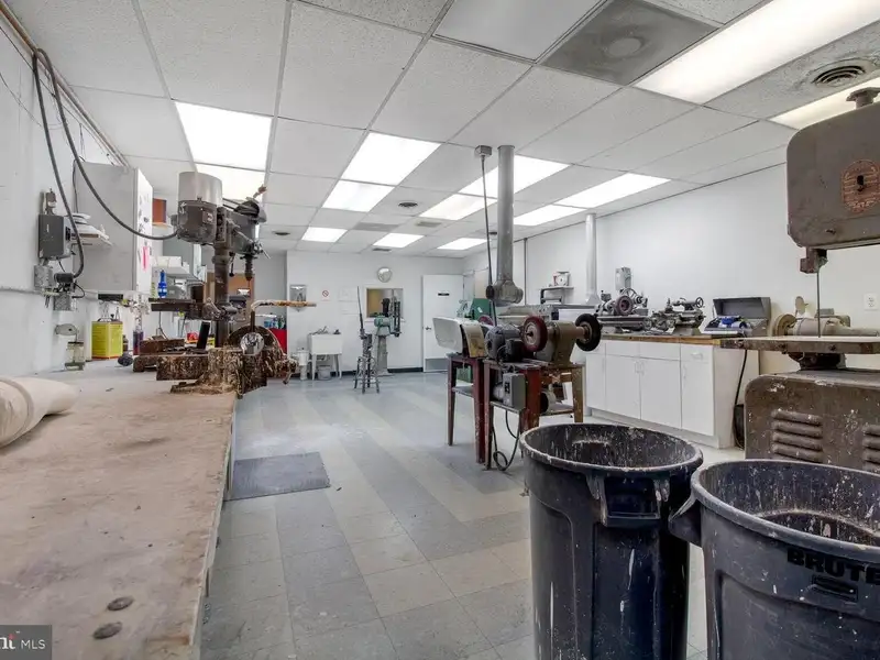 Versatile Commercial Fabrication Shop and Office Near Downtown Baltimore